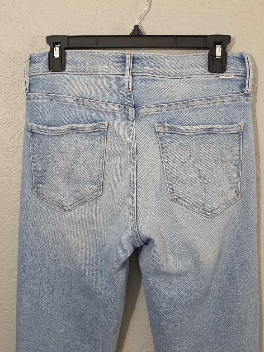 MOTHER The Weekender Fray California Cruiser High Rise Raw Hem Flare Womens 28 - Picture 9 of 15